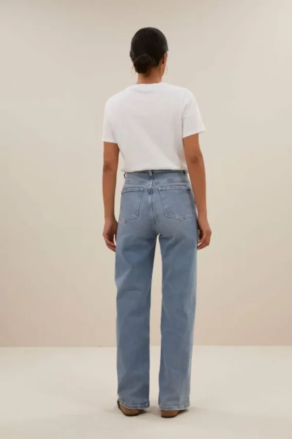 holy logo top | bright white-By bar Store